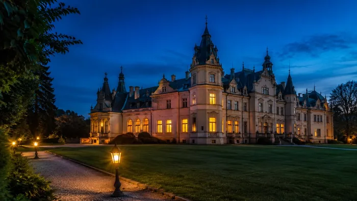 Katowice: Moszna Castle and Plawniowice Palace Private Tour